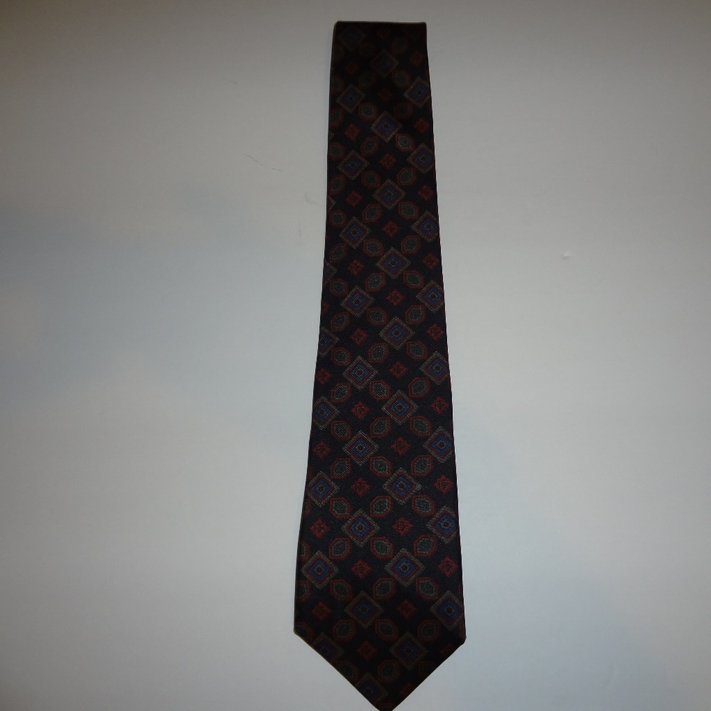 1980s Harve Benard 100% silk tie